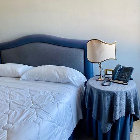 Hotel Saraceno Al Faro Ταράντο Εξωτερικό φωτογραφία