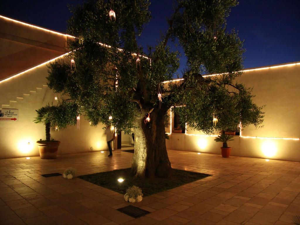 Hotel Saraceno Al Faro Ταράντο Εξωτερικό φωτογραφία