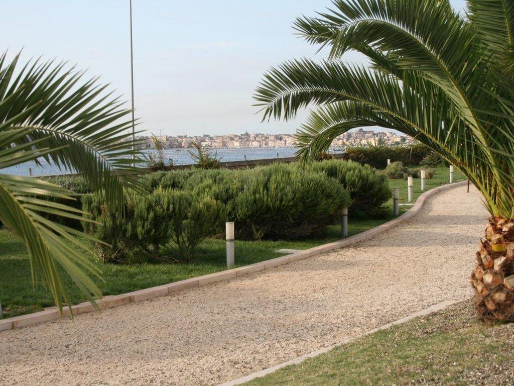Hotel Saraceno Al Faro Ταράντο Εξωτερικό φωτογραφία