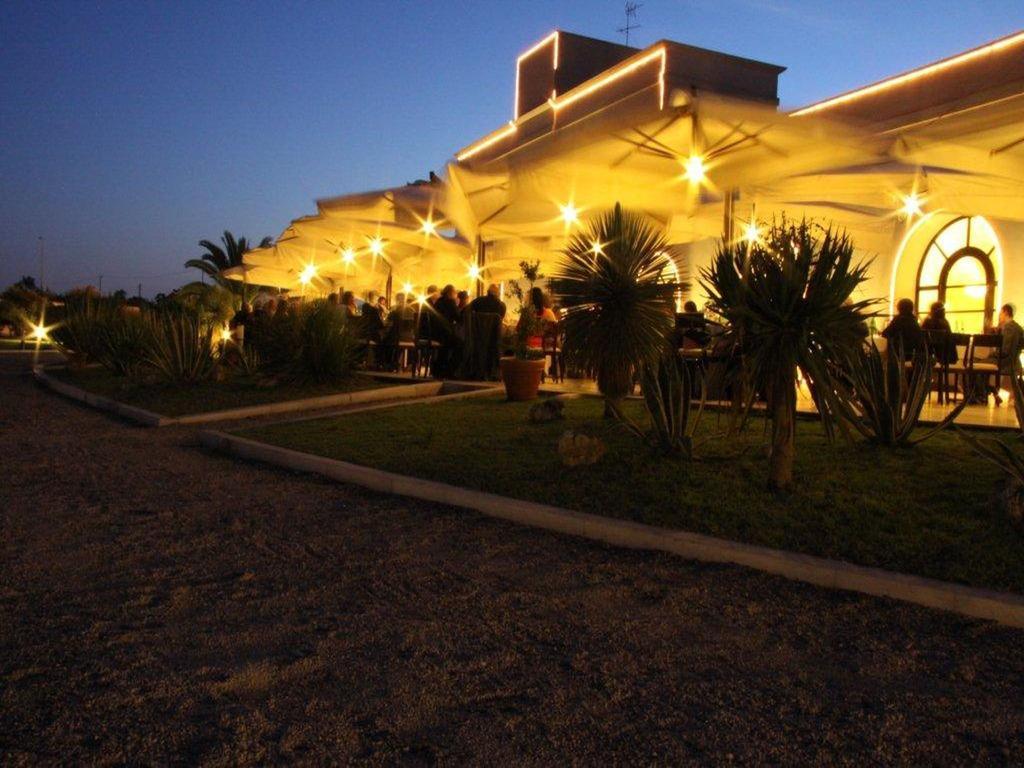Hotel Saraceno Al Faro Ταράντο Εξωτερικό φωτογραφία