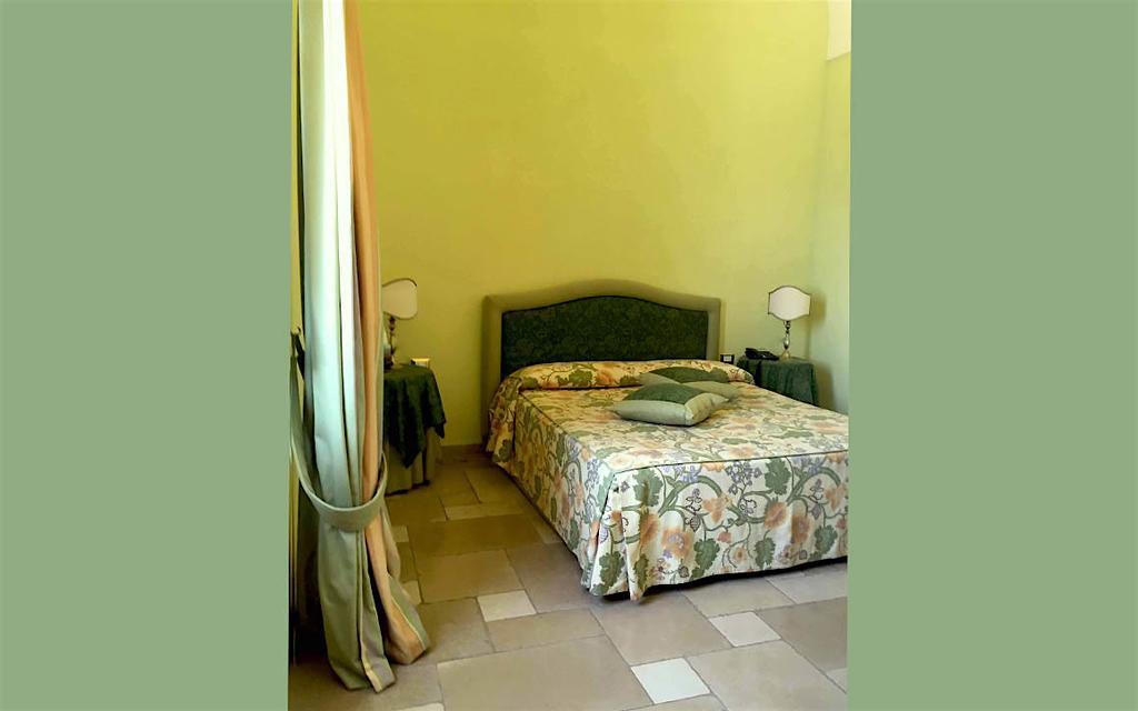 Hotel Saraceno Al Faro Ταράντο Εξωτερικό φωτογραφία